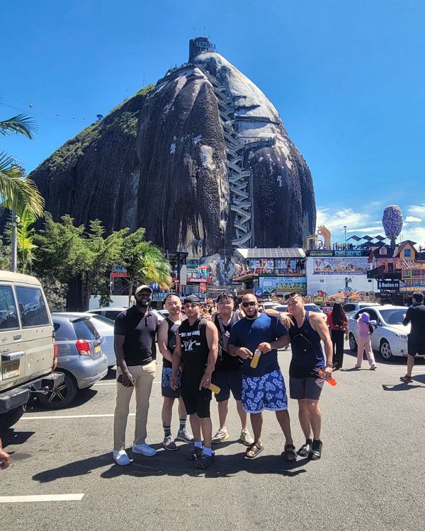 Guatapé y la Piedra del Peñol: bote, desayuno y almuerzo