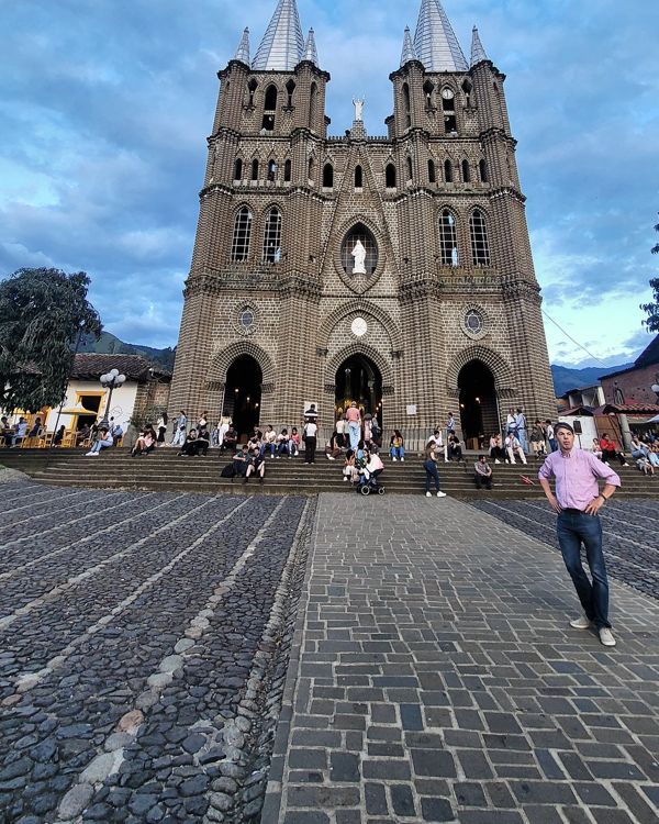 Jardín, Antioquia: Hispania, Andes y el pueblo patrimonio